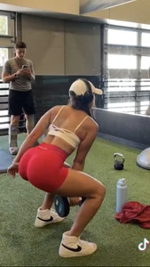 Awesome Sexy Candid Girl With a Muscly Body Working Out at the Gym Creepshots Gallery