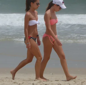 Candid beach and bikini babes