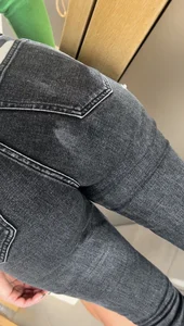 Apple Store genius with brilliant ass in tight jeans (OC)