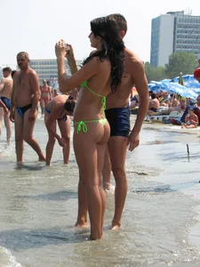 Candid beach and bikini babes