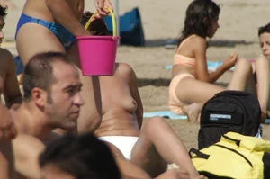 Sexy mature girls on Vilanova topless beach