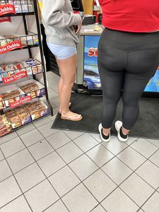 Clueless latina and her white friend