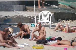 Verna topless beach girls out in the sun