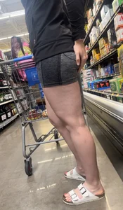 College girl shows off gap to me