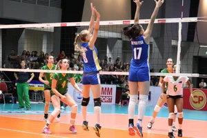 Thai candid volleyball girls