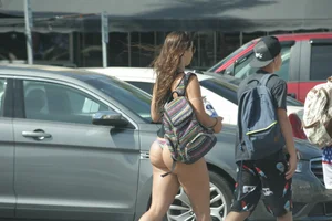 Even more sexy Florida bikini babes including a midget in a bikini