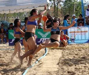 Thai candid volleyball girls