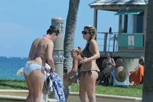 Another gallery of sexy Deerfield Beach girls in bikinis