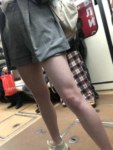 Cute Girl in Shorts and Sneakers With Hot Legs in Subway Train Creepshots Gallery
