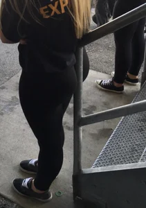 Blonde babe leggings