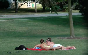Sexy candid beach and bikini girls
