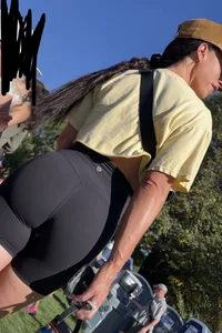 Double trouble lulu milfs out in the sun