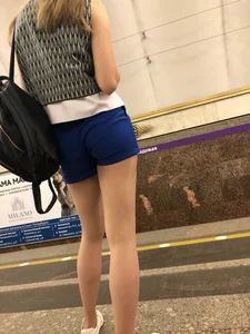 Girl in Pantyhose and Shorts - Legs and Sexy Ass Subway Candid Photos