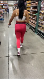 Nice VPL on latina baddie