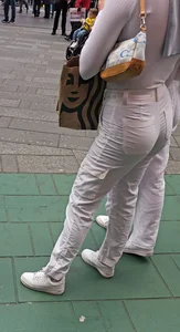 2 Friends, Times Square Ass