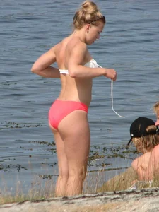 Bikini girls