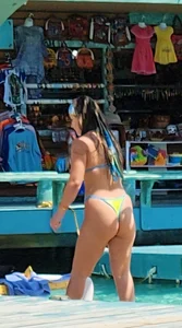 Bikini babes