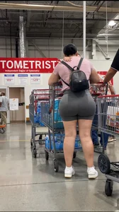 CAKED UP LATINAS IN SHORTS+VID