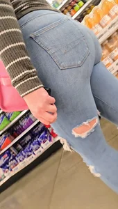 Redhead in tight jeans