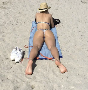 Hot girls chilling at the beach hot creepshots collection
