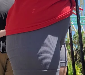 (OC) Mature Latina Showing Off THICK Mound
