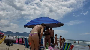 Brazillian beach creepshots, huge gallery of candid girls in swimsuits