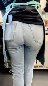 Latina vpl in blue jeans