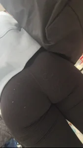 Perfect pawg blonde round booty