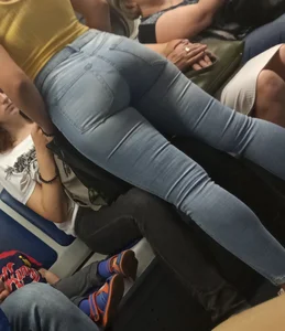 Hot Candid Ass and Chunky Legs in Tight Blue Jeans Subway Train Low Angle Creepshot