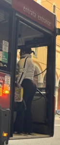 Thickest girl waiting for the bus