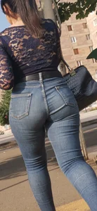 Armenian girl has gorgeous ass