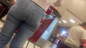 Slim White Mom with a Nice Ass