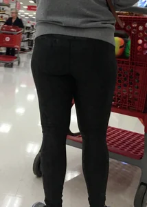 Target blonde milf with a nice ass in dark leggings