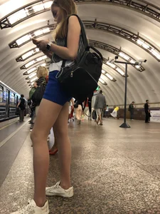 Girl in Pantyhose and Shorts - Legs and Sexy Ass Subway Candid Photos