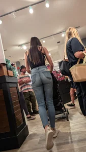Beauty slim girl with nice ass in tight blue jean. OC
