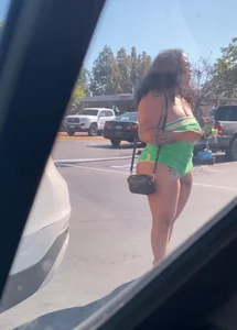 Thick slut showing ass pt.2