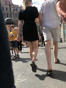 NIce candid girl wearing a skirt street closeups