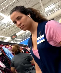 Walmart worker with thick ass (NOT-OC) credit TA candids