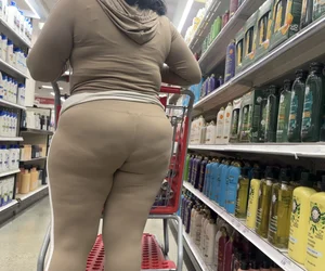 Big latina ass leggings vpl