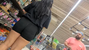 She actually Bent Over to Show Me Culo (OC)