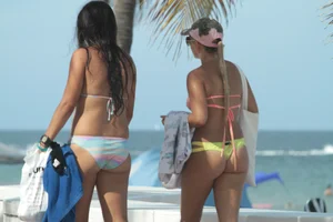 Riviera Beach, Florida tons of sexy bikini babes
