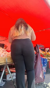 [oc]chubby phat ass latina in black leggings full panty line