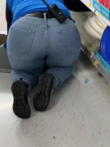 BBW old Latina fat butt bent over working