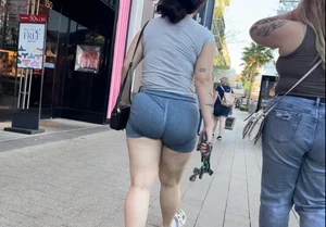 Pawg in blue with beautiful booty jiggle (OC)