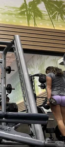 Thick teen spandex bubble w/ fat mound at gym *bending over*
