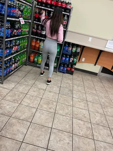 Grey leggings close up shots