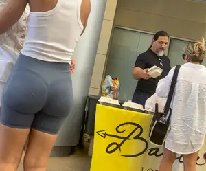 Unbelievably perfect ass on this Persian baddie at farmers market (OC)