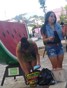 NICE GIRLS ON THE STREET
