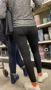 Sexy Lil Petite Tight Latina Teen In Leggings