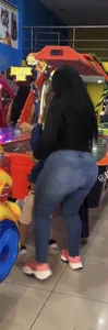 Huge ass in tight jeans at the arcade place creepshot